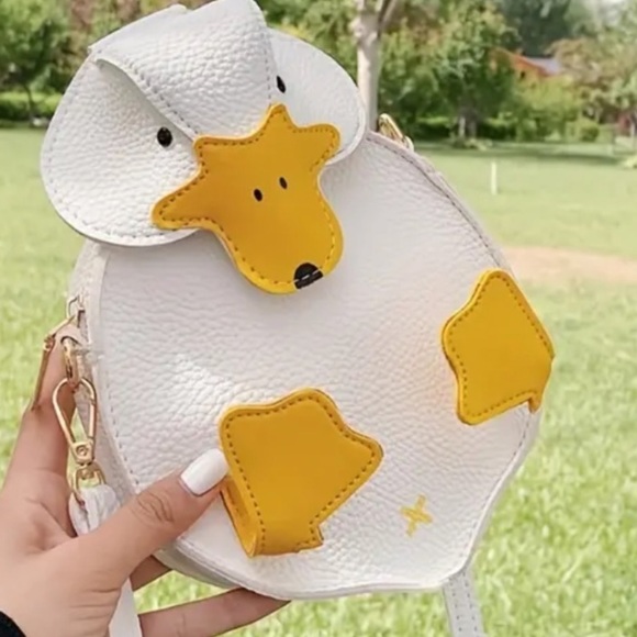 duck shaped crossbody new - Picture 3 of 5